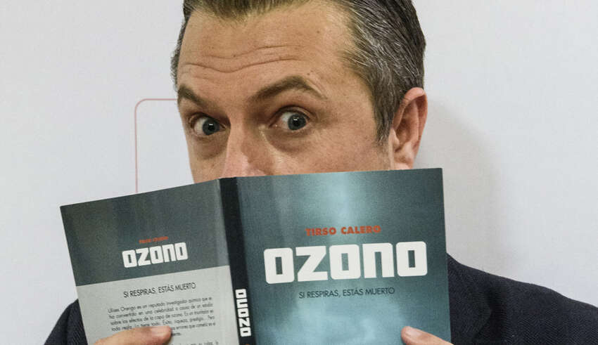 'Ozono' es la nueva novela de Tirso Calero
