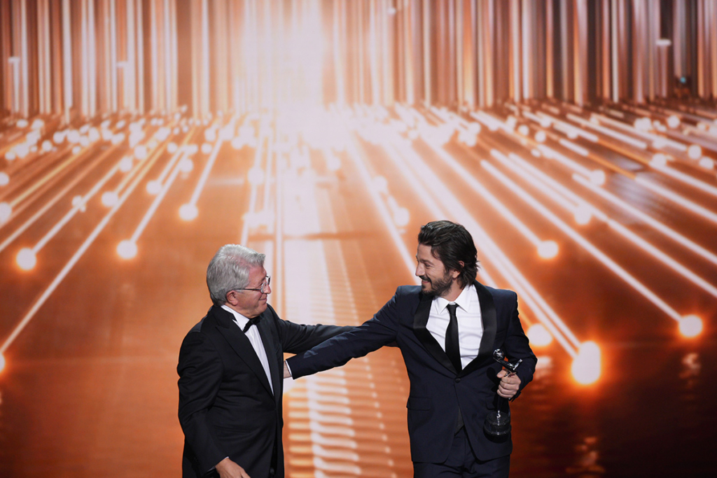 Enrique Cerezo y Diego Luna - Premios Platino