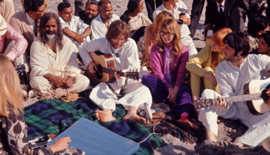 Fotograma 'Los Beatles y la India'