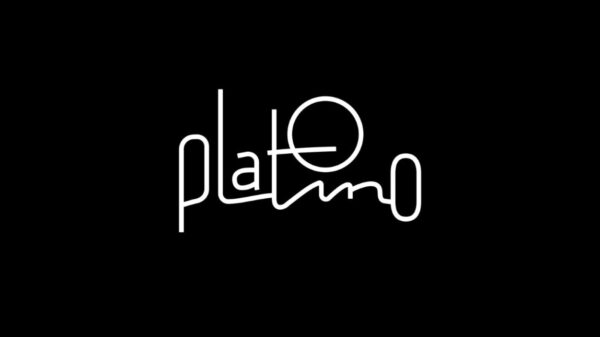 Logo Premios Platino